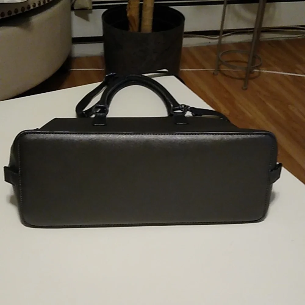 Aldo handbag in gorgeous gunmetal color - Picture 8 of 14